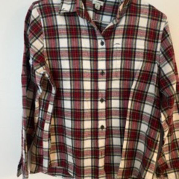 LL Bean Red & White Flannel size medium petitie - Picture 2 of 3